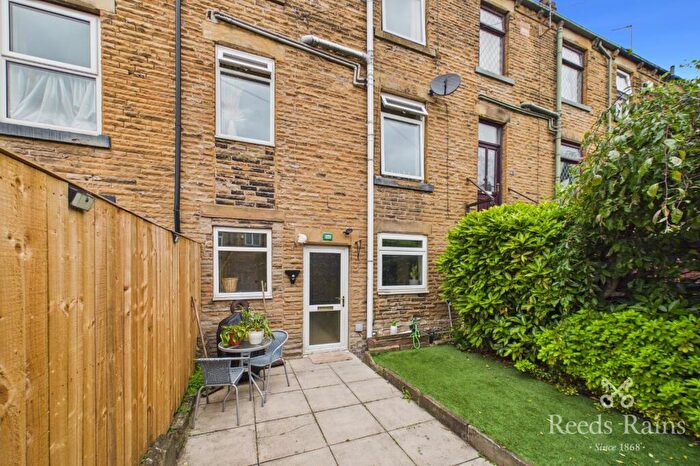 2 Bedroom Terraced House To Rent In Nelson Place, Morley, Leeds, West Yorkshire, LS27