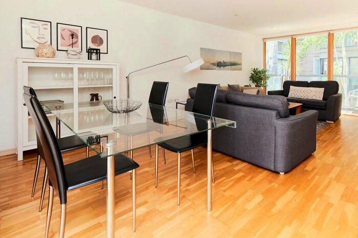 2 Bedroom Flat To Rent In Jasper Walk, London, N1