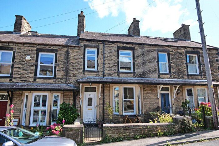 4 Bedroom Terraced House For Sale In Belgrave Street, Skipton, BD23