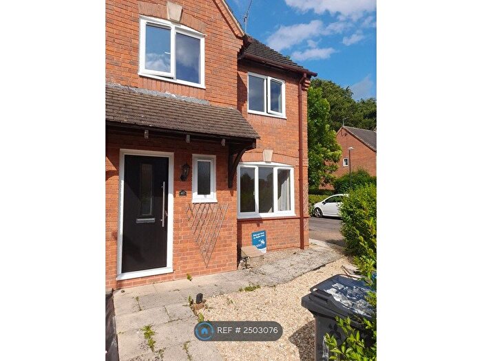 3 Bedroom End Of Terrace House To Rent In Hudson Way, Swindon, SN25