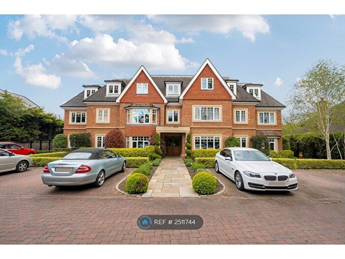 2 Bedroom Flat To Rent In Shoppenhangers Road, Maidenhead, SL6