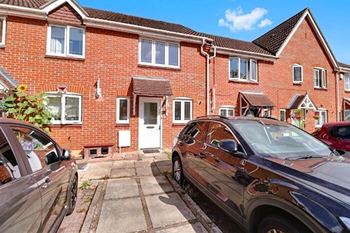 2 Bedroom Terraced House For Sale In Hobby Close, Waterlooville, PO8