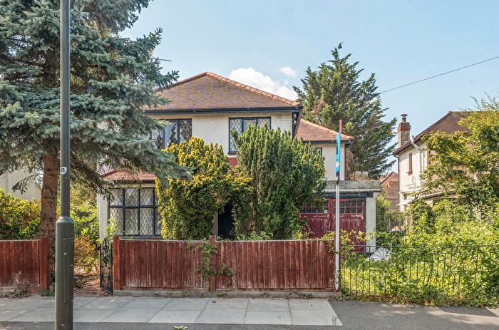 4 Bedroom Detached House For Sale In Mitcham Park, Mitcham, CR4