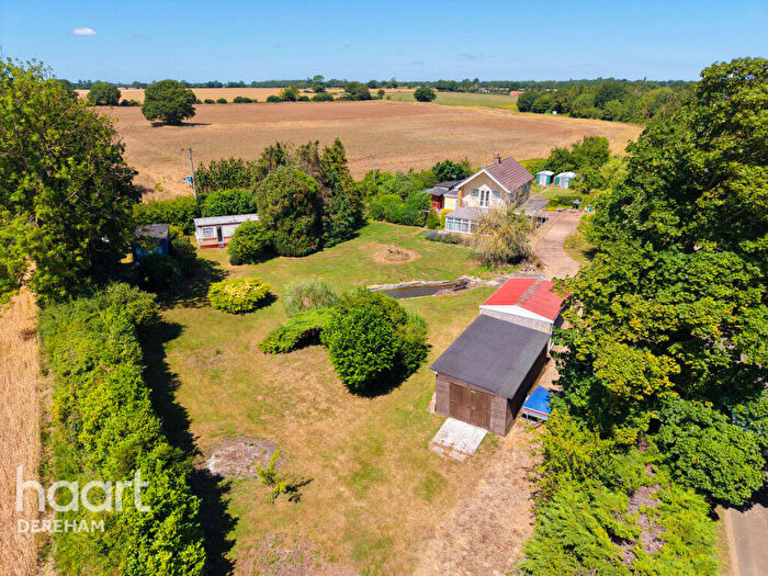 3 Bedroom Detached House For Sale In Mattishall Road, Dereham, NR20