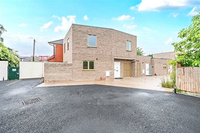 3 Bedroom Terraced House For Sale In Brook Mews, London, N13