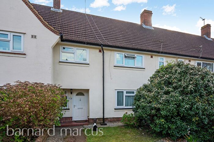 3 Bedroom Terraced House For Sale In Green Man Lane, Feltham, TW14