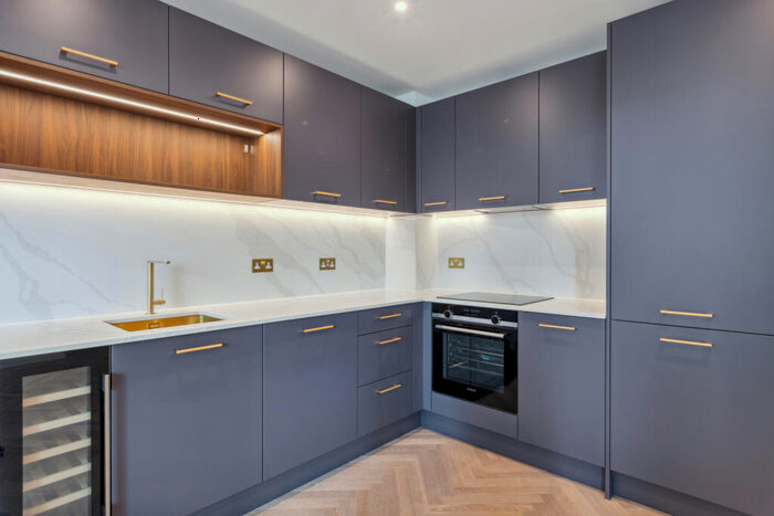 1 Bedroom Flat To Rent In Brigadier Walk, Canary Wharf, SE18