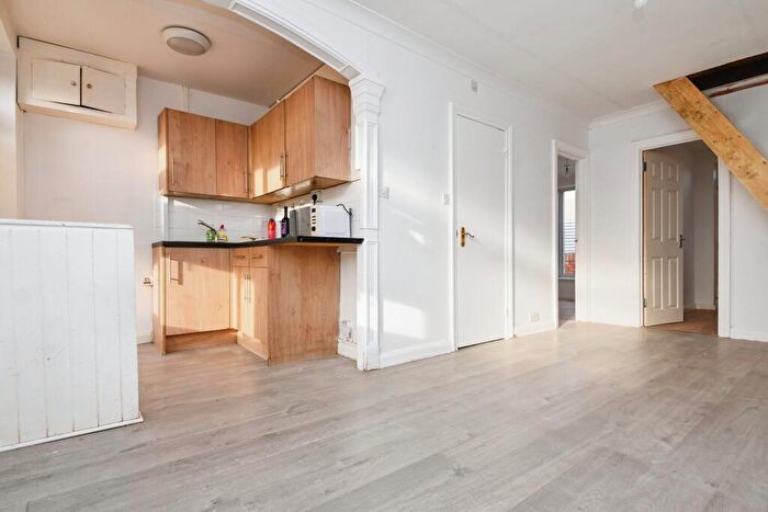 2 Bedroom Bungalow For Sale In Beach Way, Clacton-On-Sea, Essex, CO15