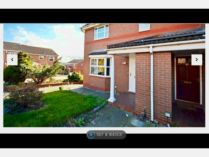 1 Bedroom Flat To Rent In Belfry Court Outwood, Wakefield, WF1