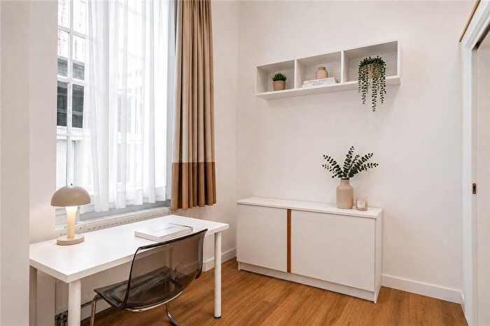 Studio To Rent In Princess Beatrice House, Chelsea, London, SW10
