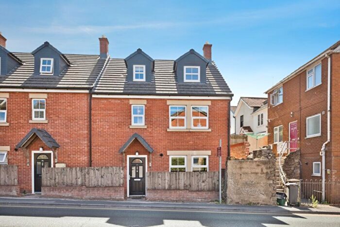 3 Bedroom Semi-Detached House For Sale In Sherborne Road, Yeovil, Somerset, BA21