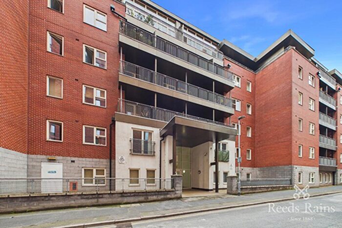 2 Bedroom Apartment For Sale In Dyche Street, Manchester, M4