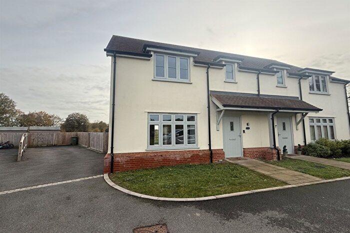 3 Bedroom Semi-Detached House To Rent In Jackmans, Church End, Shalford, Braintree, CM7