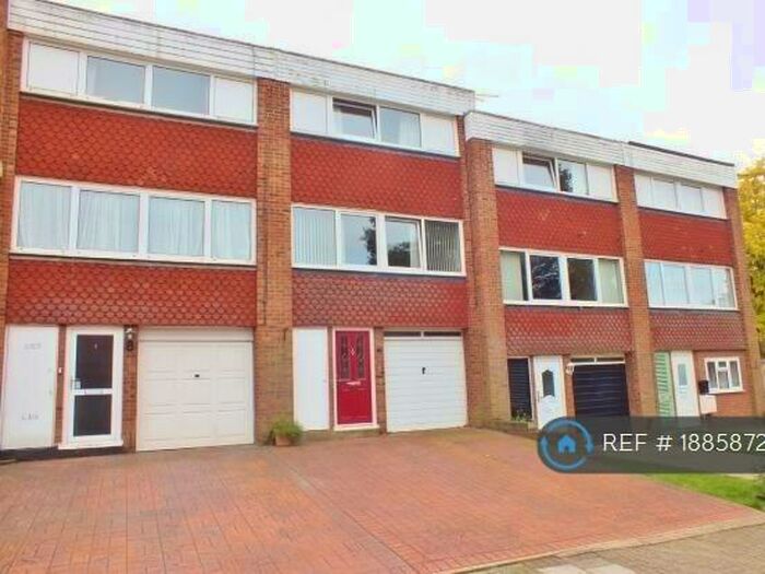 3 Bedroom Terraced House To Rent In Atkinson Close, Orpington, BR6