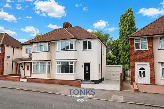 3 Bedroom Semi Detached House For Sale In Rosemary Crescent, Dudley, DY1