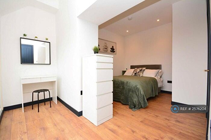 2 Bedroom Flat To Rent In Beach Rise, Westgate-On-Sea, CT8