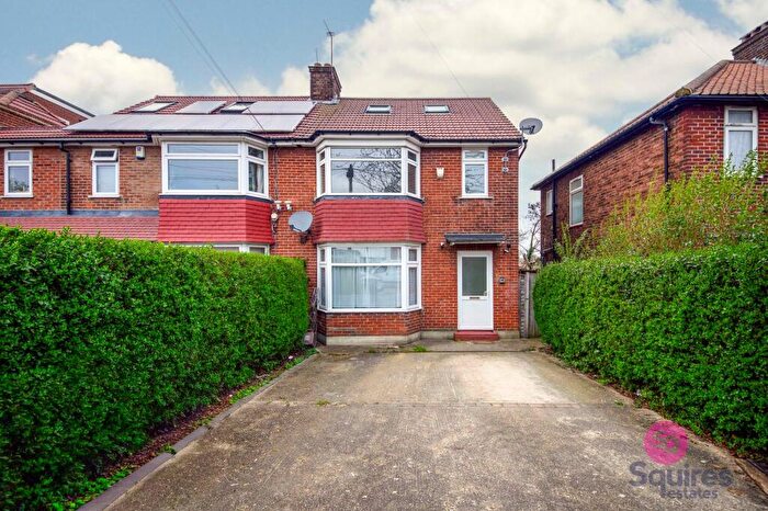 3 Bedroom Flat For Sale In Grampian Gardens, London, NW2