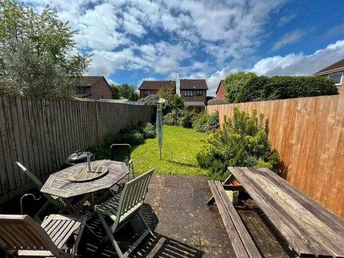 2 Bedroom House To Rent In Kirton Close, Cardiff, CF5