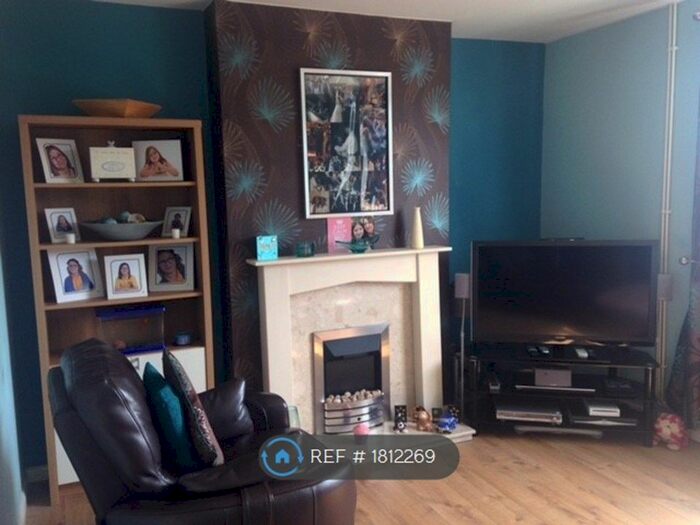 3 Bedroom Semi-Detached House To Rent In Barberwood Road, Rotherham, S61