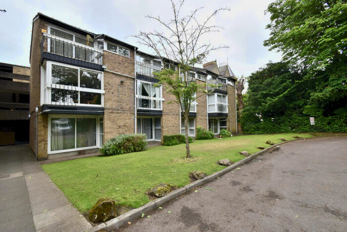1 Bedroom Flat To Rent In One-bedroom Flat, Oliver Court, Leicester, LE2