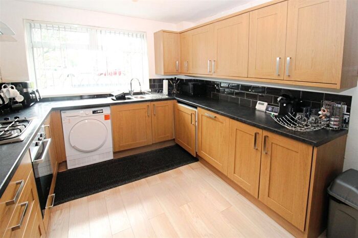 3 Bedroom Terraced House For Sale In Dalwood Close, Bransholme, Hull, HU7