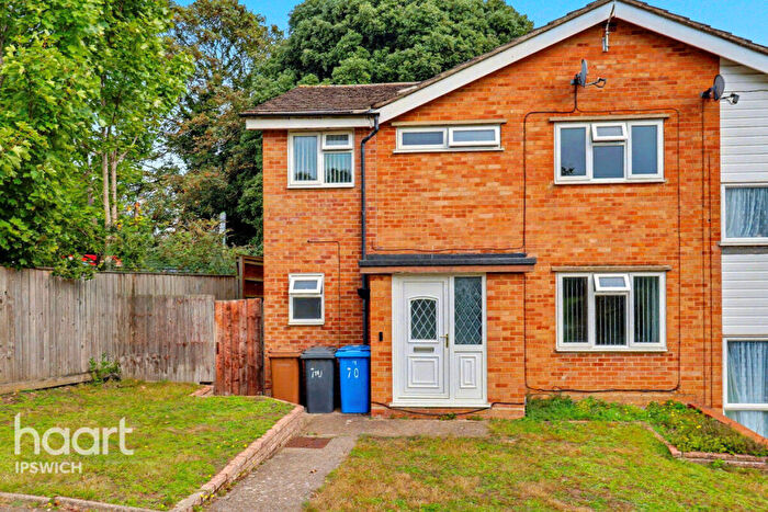 4 Bedroom Semi-Detached House For Sale In Lanercost Way, Ipswich, IP2