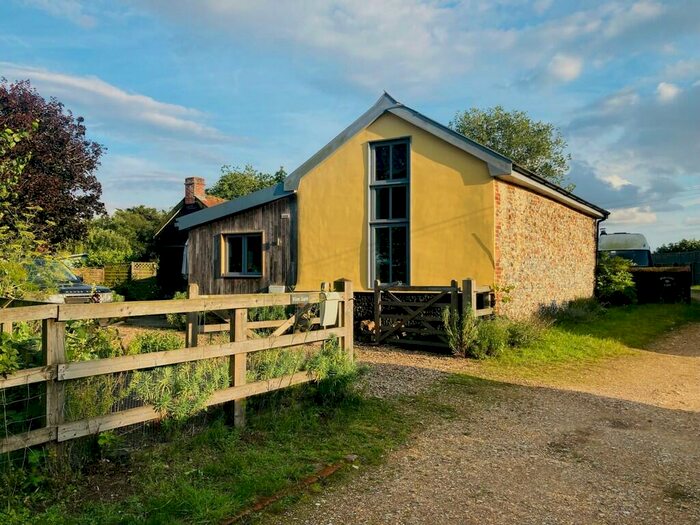 2 Bedroom Barn Conversion For Sale In Moneypot Hill, Redgrave, Diss, IP22