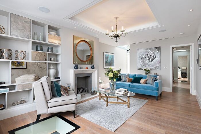 4 Bedroom Town House For Sale In Donne Place, Chelsea, London, SW3