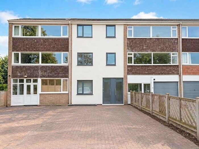1 Bedroom Flat To Rent In Wheatley Lane, Ilkley, LS29
