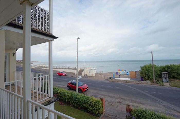 3 Bedroom Apartment For Sale In Sea Road, Westgate-On-Sea, Kent, CT8