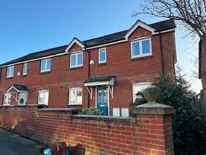 3 Bedroom Property To Rent In Beechfields, Taunton, Somerset, TA1