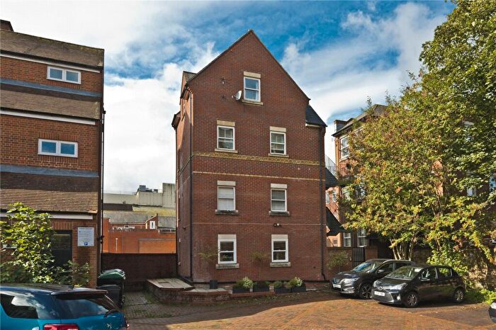 1 Bedroom Apartment To Rent In Quakers Court, North Street, Guildford, Surrey, GU1