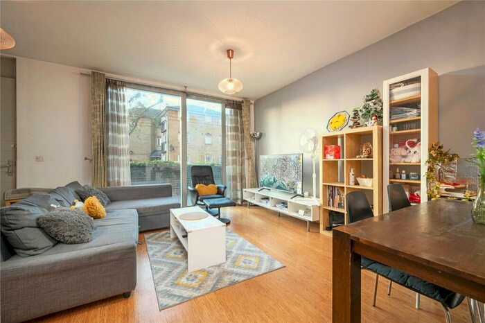 2 Bedroom Apartment To Rent In Devons Road, London, Bow, E3