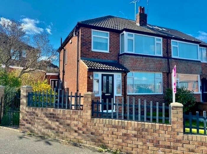 3 Bedroom Semi Detached House To Rent In Knightsway, Leeds, LS15