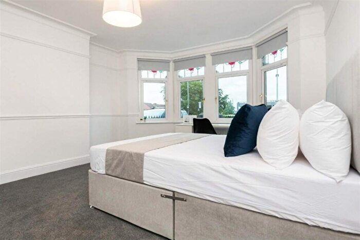 4 Bedroom House To Rent In Downend Road, Bristol, BS15
