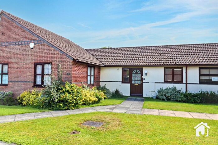 2 Bedroom Terraced Bungalow For Sale In Birch Close, Markfield Court, Markfield, LE67