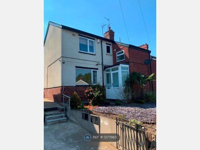 3 Bedroom Semi-Detached House To Rent In Budby Crescent, Meden Vale, Mansfield, NG20