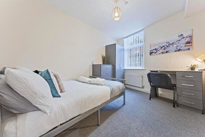 5 Bedroom Terraced House To Rent In Peveril Street, Radford, Nottingham, NG7