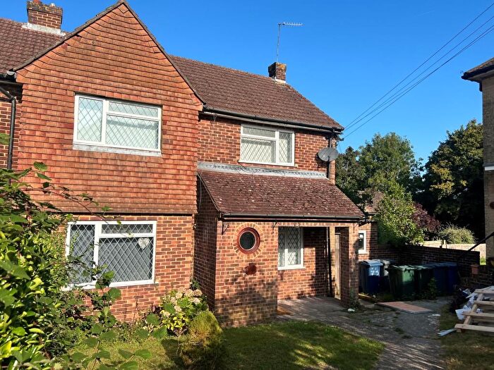 3 Bedroom End Of Terrace House To Rent In Laburnum Road, Buckinghamshire, HP12