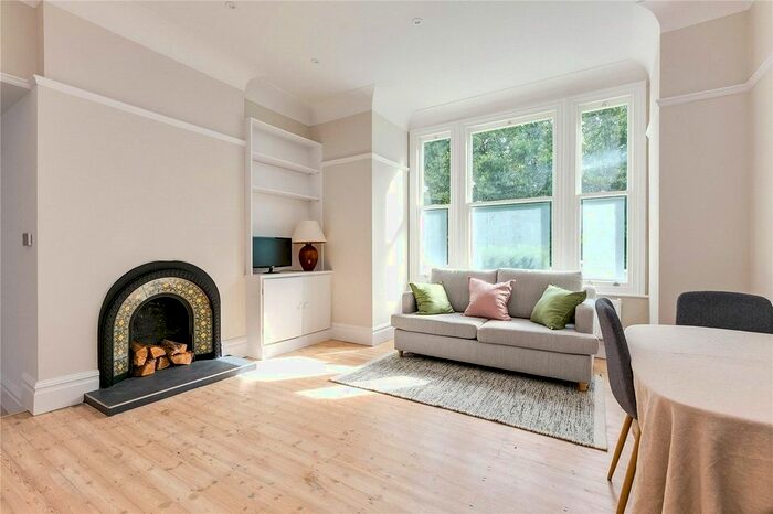 1 Bedroom Flat To Rent In Fulham Palace Road, Bishops Park, London, SW6