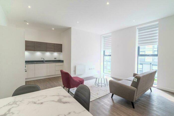 1 Bedroom Apartment To Rent In Thornhill Court, Oxford, OX3