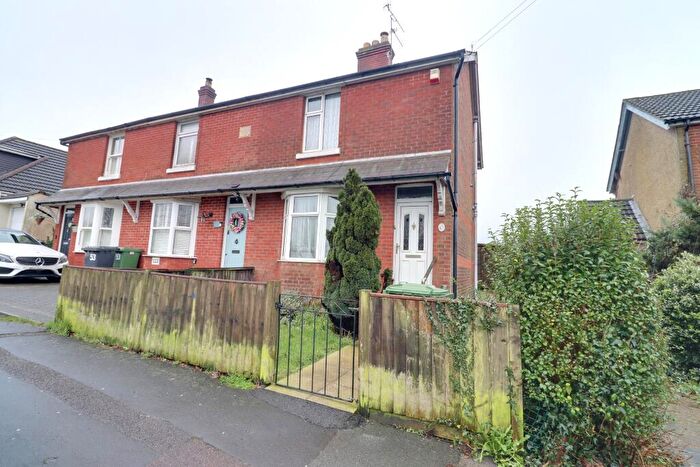 2 Bedroom End Of Terrace House For Sale In Catherington Lane, Horndean, PO8