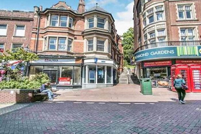 2 Bedroom Flat To Rent In Old Christchurch Road, Bournemouth, BH1