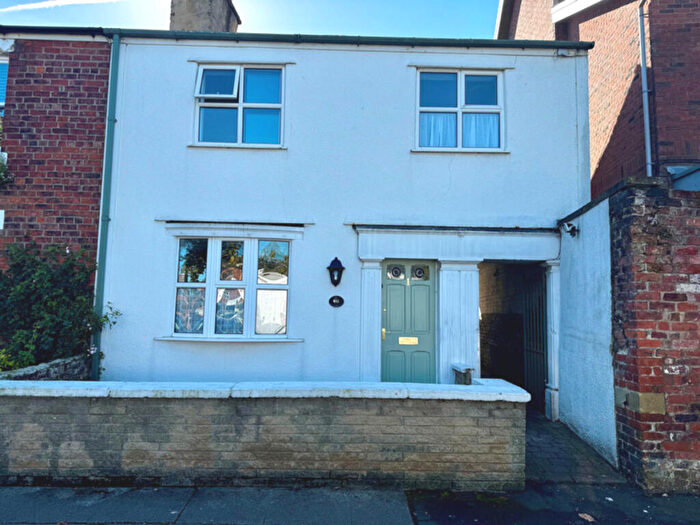 3 Bedroom Cottage To Rent In North Clifton Street, Lytham, FY8
