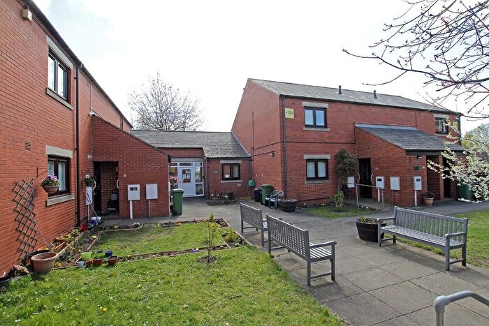 1 Bedroom Flat To Rent In Bobbers Mill Road, Nottingham, Nottinghamshire, NG7