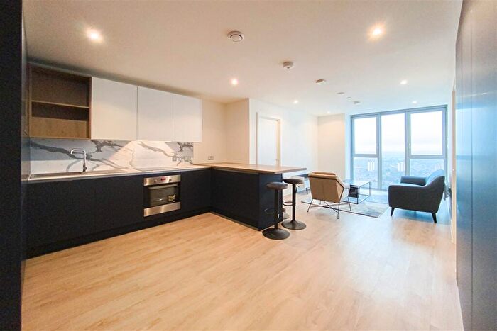 2 Bedroom Apartment To Rent In Riverview, M3