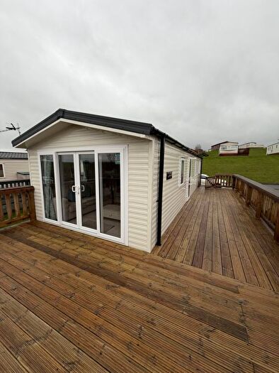3 Bedroom Park Home For Sale In Holms Farm Road, Dalrymple, Ayr, KA6