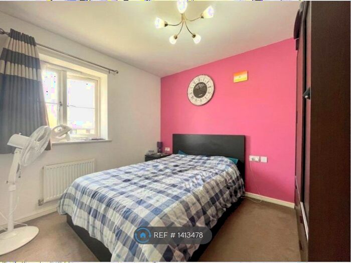 3 Bedroom Detached House To Rent In Canberra Chase, Brooklands, Milton Keynes, MK10