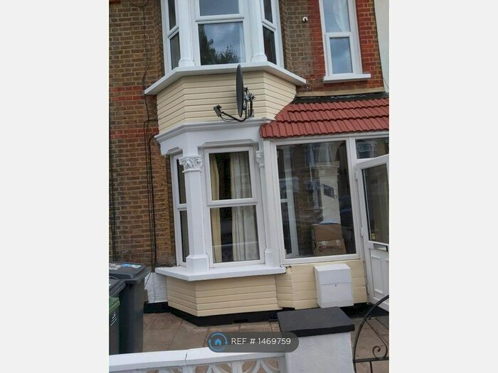 4 Bedroom Terraced House To Rent In Somerset Road, London, E17
