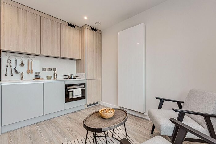 Studio To Rent In College Road, Croydon, CR0